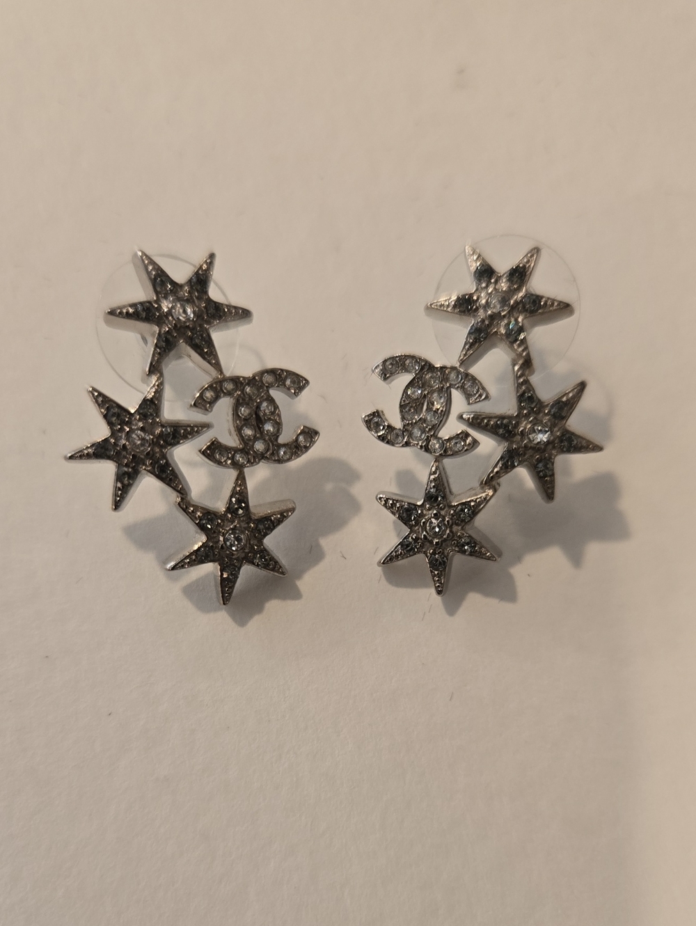 #147 CHANEL Star CC Earrings Silver, 2016 pierced - AUTHENTIC CHANEL - Picture 13 of 14